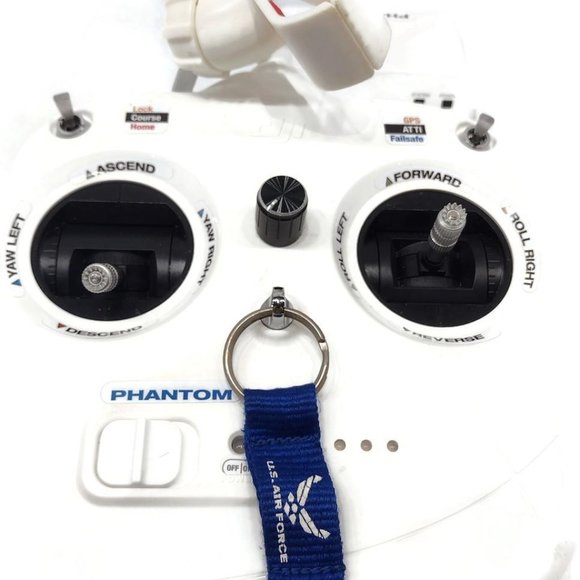 DJI Phantom 2 Vision Plus Drone with case - Picture 2 of 5